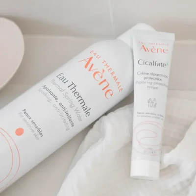 u5wa3z31qn5se974yt4x6mhjqu8oqxwu9tmn4po.webp AVENE Cicalfate+ Crème réparatrice protectrice 40 ml